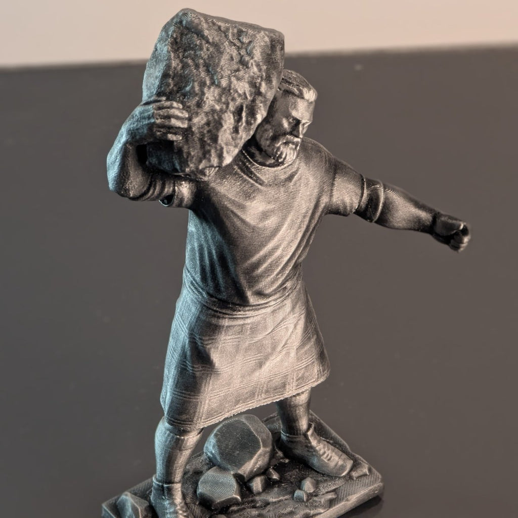 Realistic Highland Stone Lifter - Figures of strength